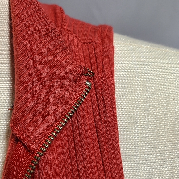 Bebe asymmetrical mock turtleneck - Picture 6 of 12